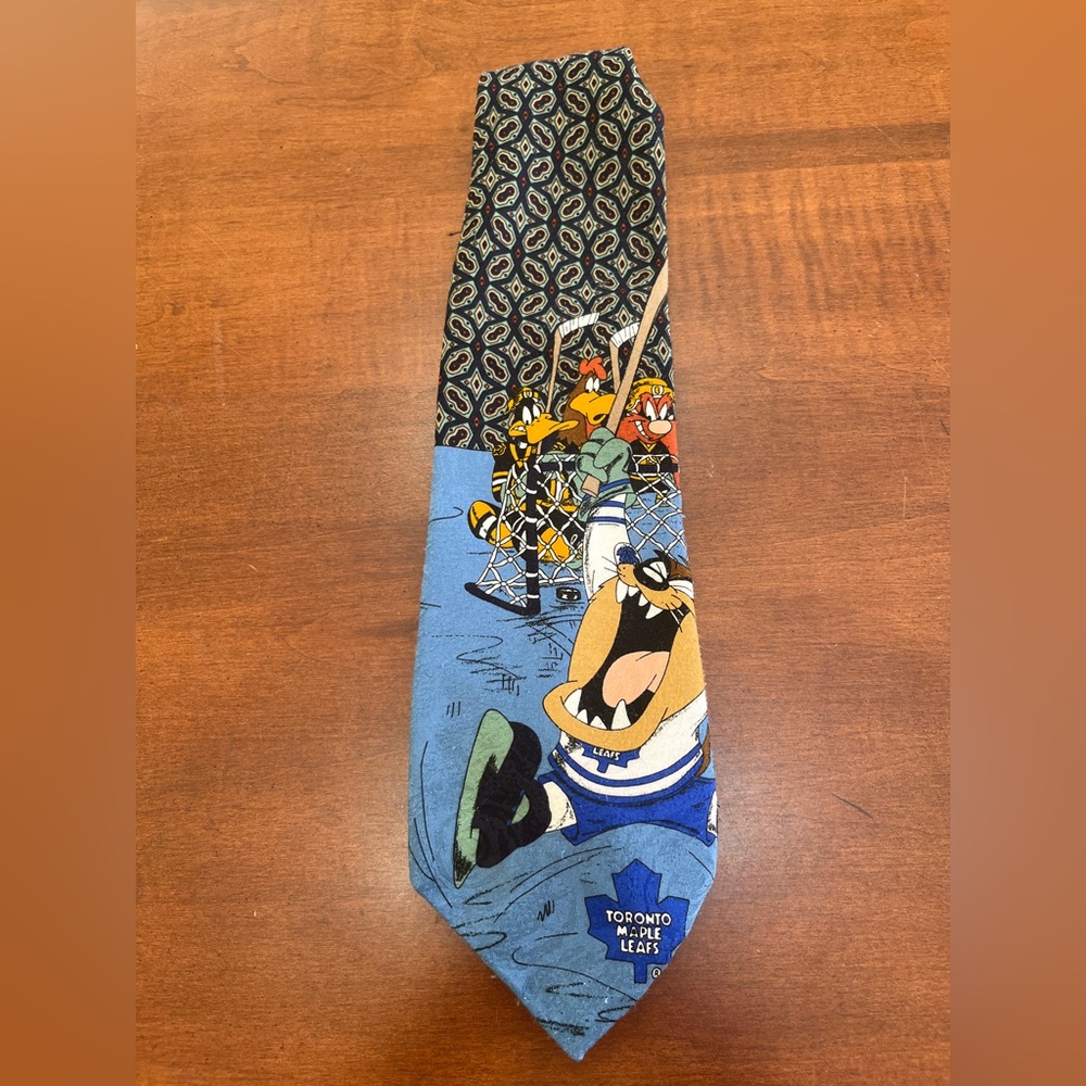 LOONEY TUNES | NHL Toronto Maple Leafs novelty tie - Picture 1 of 3
